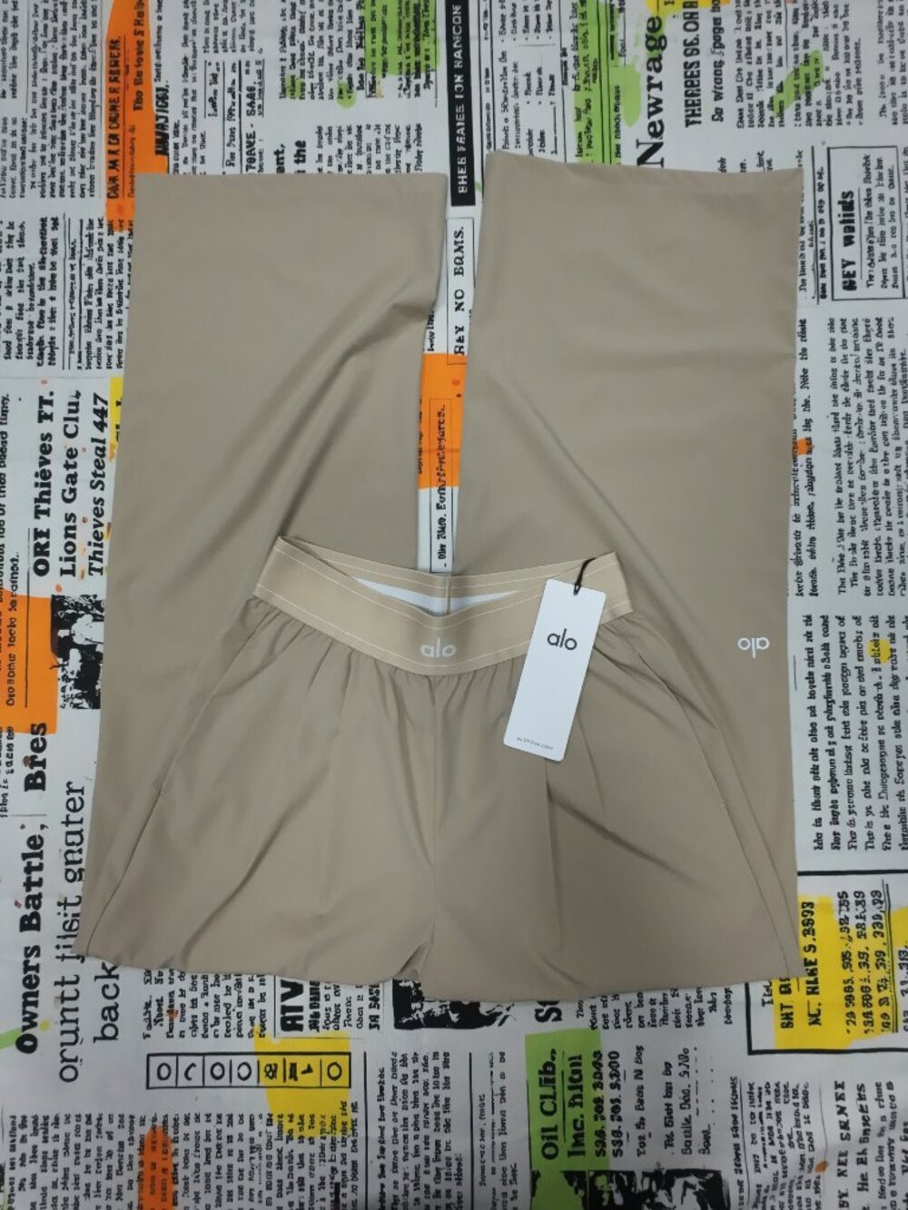 ALO Yoga Brand New👏Gravel Suit Up Trouser Regular 30 Inch - Picture 2 of 9